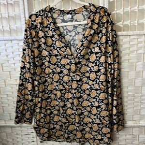 Old Navy Floral Print Blouses EUC S/XL